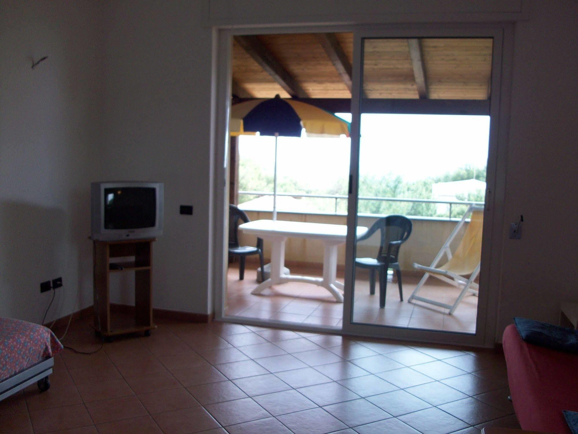 Jonio Vacanze Residence กัสเตลลาเนตา มารีนา ภายนอก รูปภาพ
