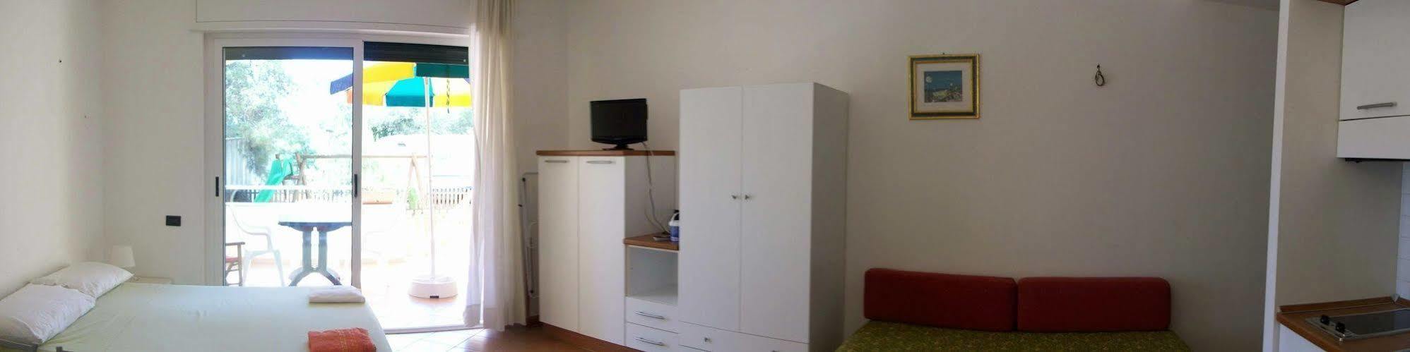 Jonio Vacanze Residence กัสเตลลาเนตา มารีนา ภายนอก รูปภาพ